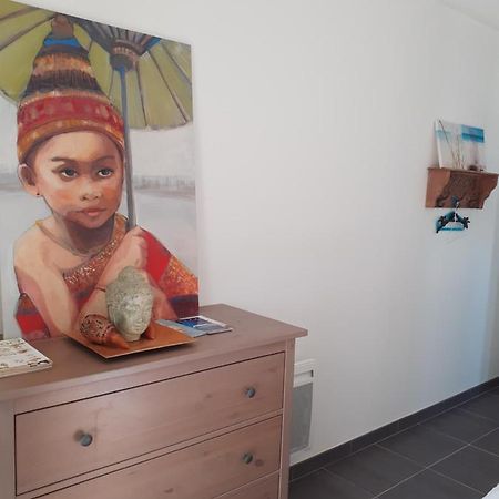 Chambre Privee Au Coeur D'Une Pinede Dans Un Quartier Residentiel Hotel Lezignan-Corbieres Bagian luar foto